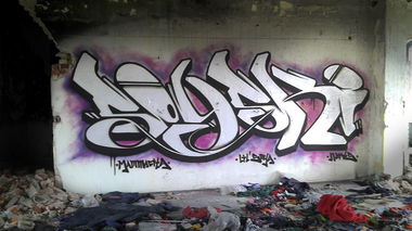 Graffiti Wall - Photo by Soyski - Soyski, Nerds (2013)