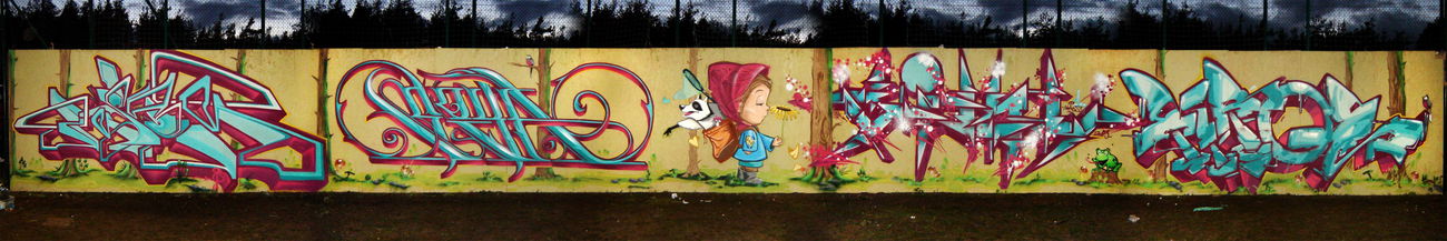 Graffiti Wall - Photo by Soyski - Ktoś, Soyski, Rose (2015)