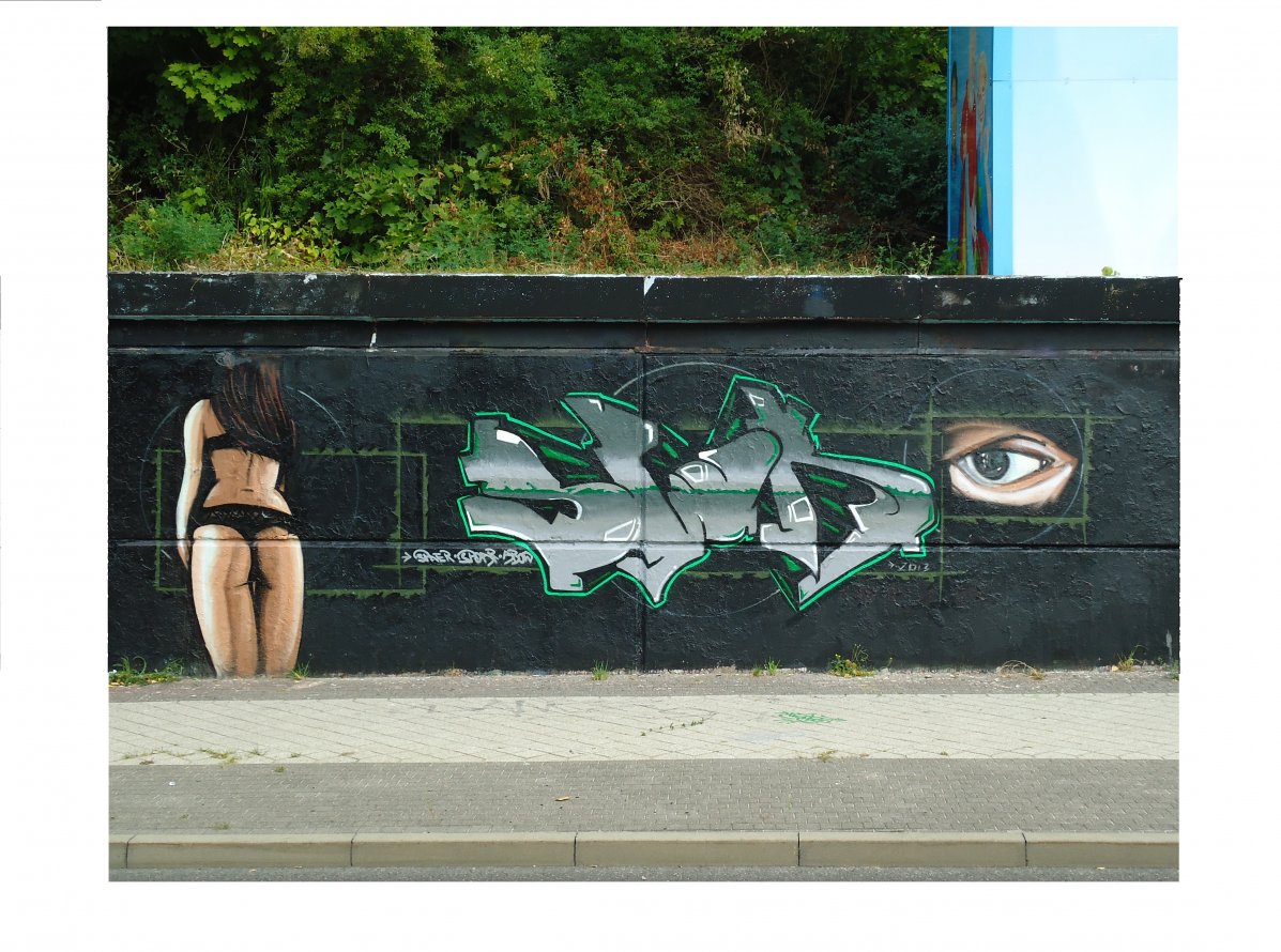 Graffiti Wall - Photo by Spaer (2013)