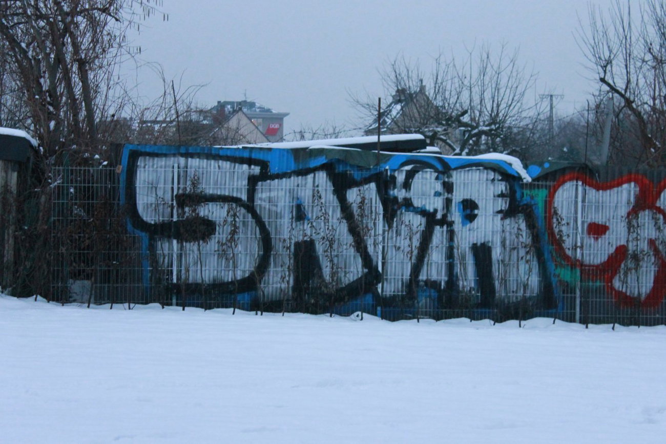 Graffiti Bombing in Köln - Photo by Spie23 - savir