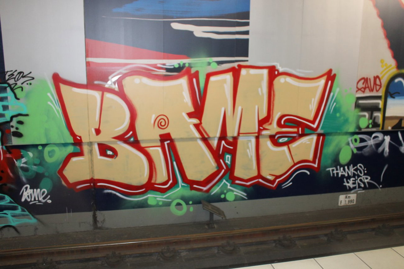 Graffiti Bombing in Köln - Photo by Spie23 - bame