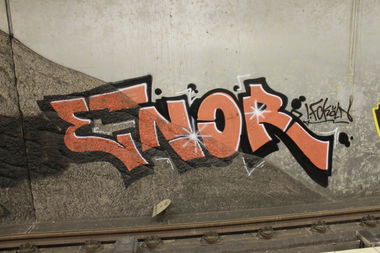 Graffiti Wall in Köln - Photo by Spie23 - enor, wilde, horde
