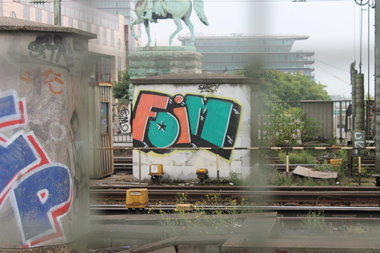 Graffiti Bombing in Köln - Photo by Spie23 - foim