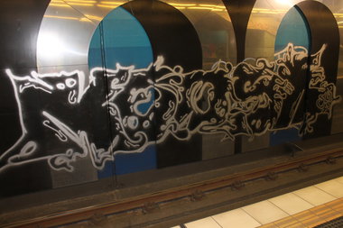 Graffiti Bombing in Köln - Photo by Spie23 - koose