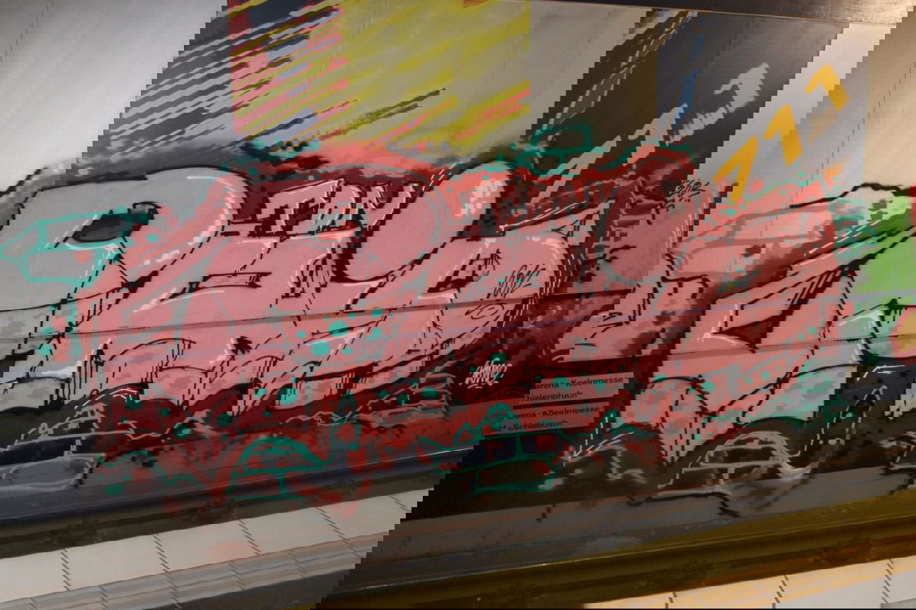 Graffiti Bombing in Köln - Photo by Spie23 - paid, tdn (2012)