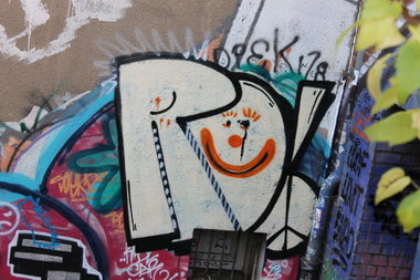 Graffiti Bombing in Köln - Photo by Spie23 - rozer (2012)