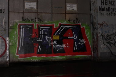Graffiti Bombing in Köln - Photo by Spie23 - ha, die, internationale (2011)