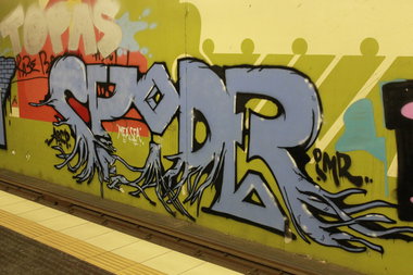 Graffiti Bombing in Köln - Photo by Spie23 - spider, imr, mea.sea