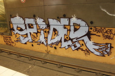 Graffiti Bombing in Köln - Photo by Spie23 - spider, imr, abcp