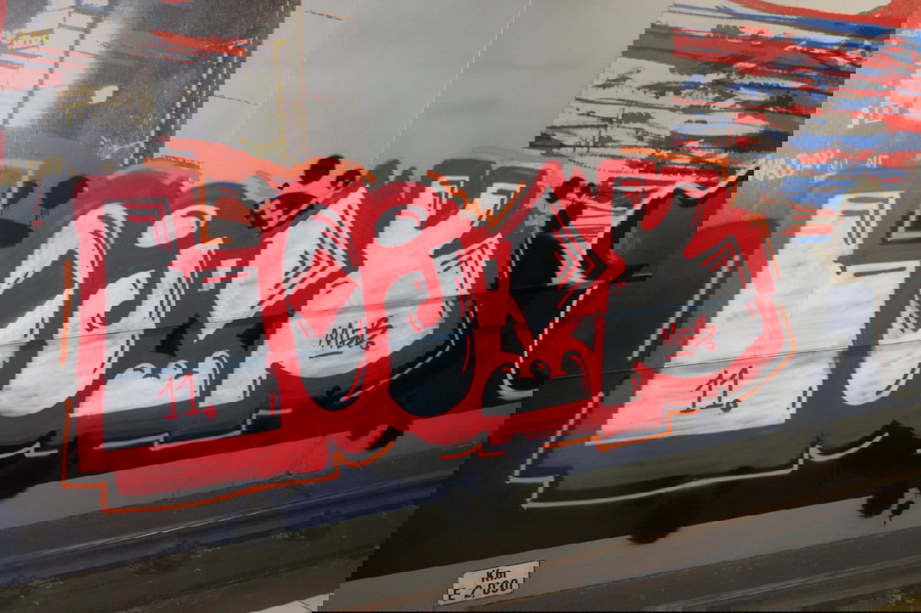 Graffiti Bombing in Köln - Photo by Spie23 - lojik, mgb (2011)