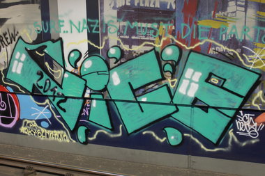 Graffiti Bombing in Köln - Photo by Spie23 - nc, nasty, crowd (2012)