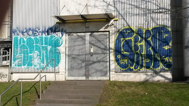 Graffiti Bombing - Photo by Spie23 - geier, imr, nc (2014)