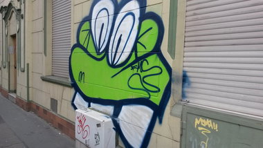 Graffiti Bombing - Photo by Spie23 - fmc, farbmalclub (2014)