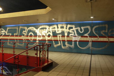 Graffiti Artwork in Köln - Photo by Spie23 - nc, teos, heys (2012)
