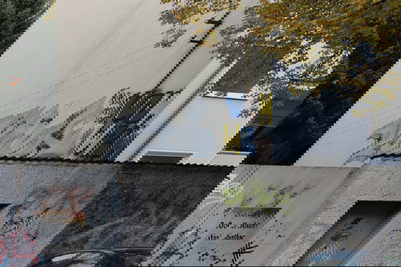 Graffiti Bombing in Köln - Photo by Spie23 - puton, netz, sq