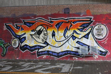 Graffiti Bombing in Köln - Photo by Spie23 - fone, sct, oh