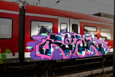 Graffiti Train in Köln - Photo by Spie23 - rise, nilem, uek