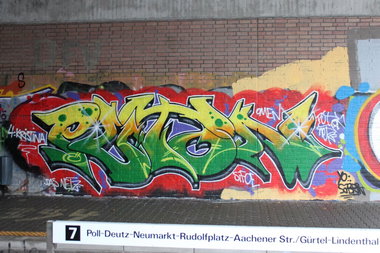 Graffiti Bombing in Köln - Photo by Spie23 - puton, sifoe, das