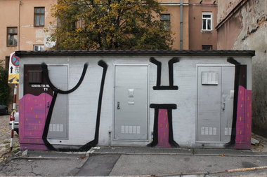 Graffiti Bombing in Kielce - Photo by Spie23 - ih