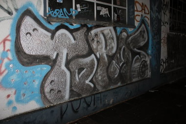 Graffiti Bombing in Köln - Photo by Spie23 - topas