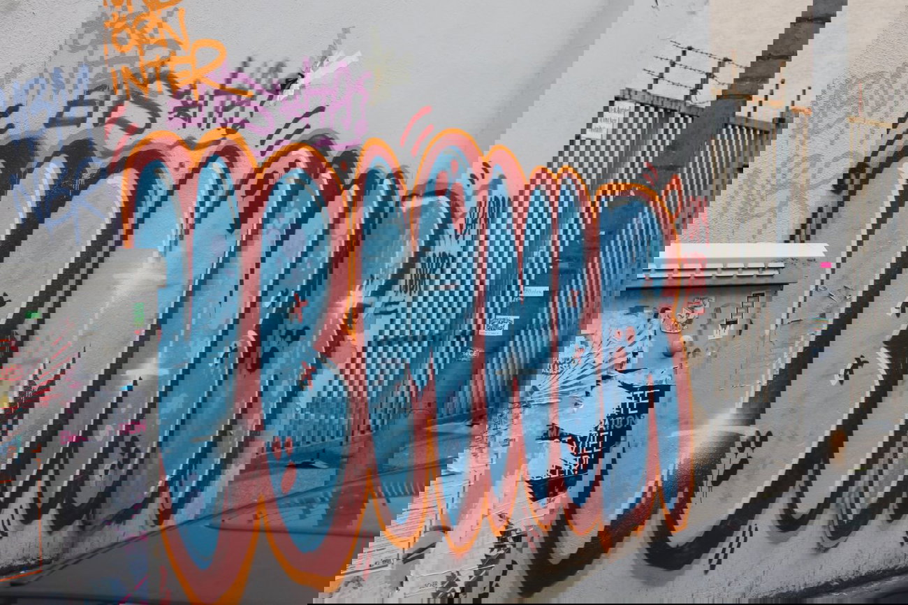 Graffiti Bombing in Köln - Photo by Spie23 - törn, toern, hund (2013)