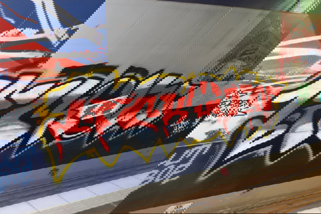 Graffiti Bombing in Köln - Photo by Spie23 - 1, fc, köln