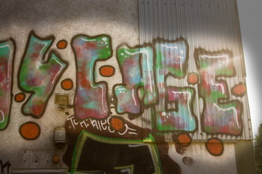 Graffiti Bombing in Köln - Photo by Spie23 - cage, imr
