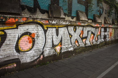 Graffiti Bombing in Köln - Photo by Spie23 - dmx, tlh (2014)