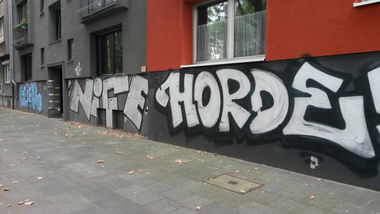 Graffiti Bombing in Köln - Photo by Spie23 - geier, imr, nc