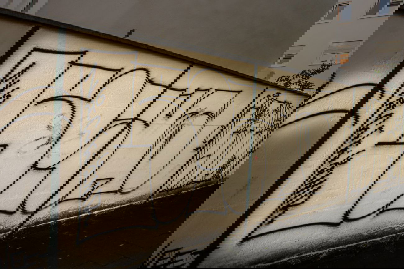 Graffiti Bombing in Köln - Photo by Spie23 - leicht, getme, lyp (2014)