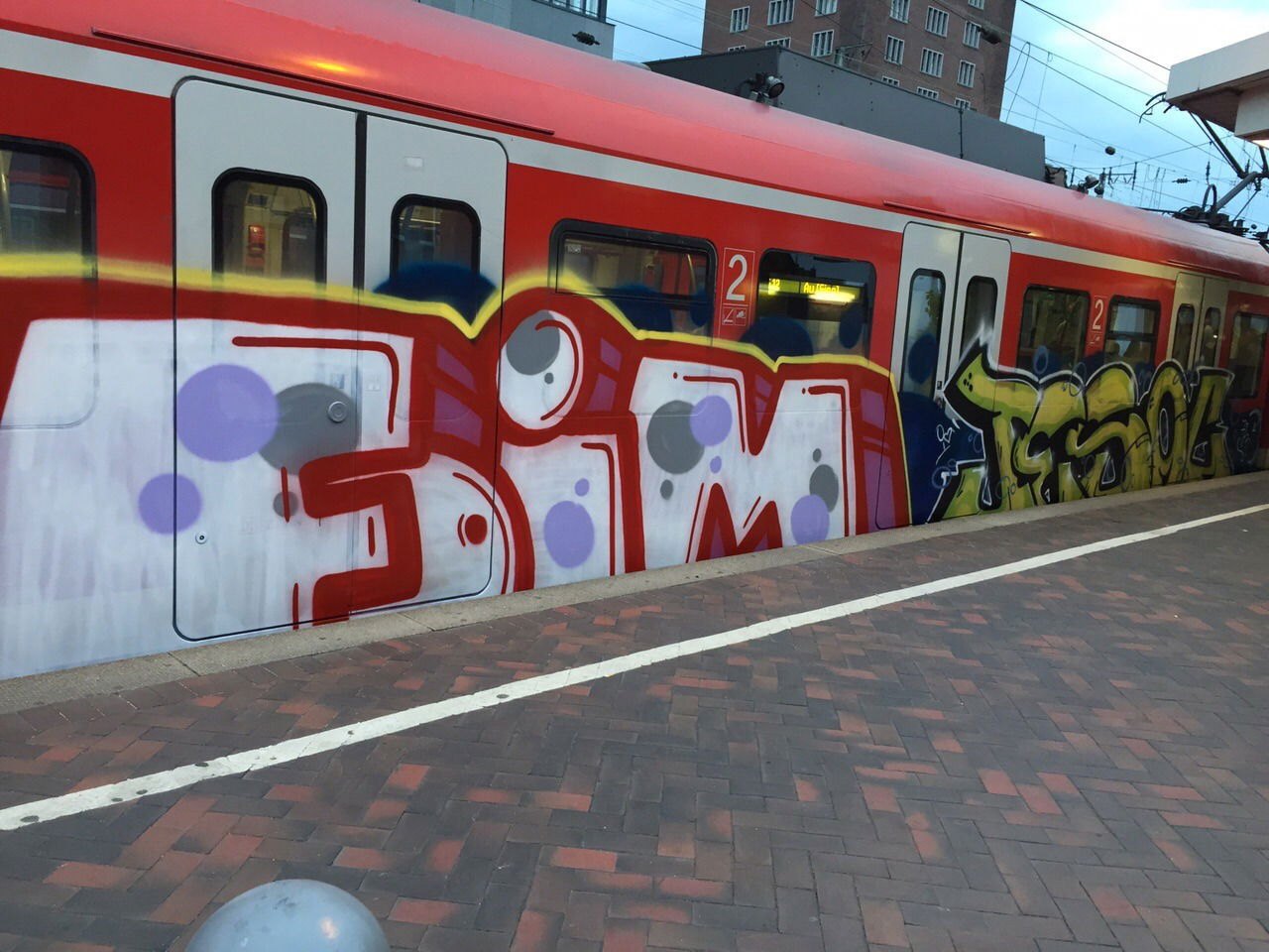 Graffiti Train in Köln - Photo by Spie23 - foim, tesoc, tesok (2015)