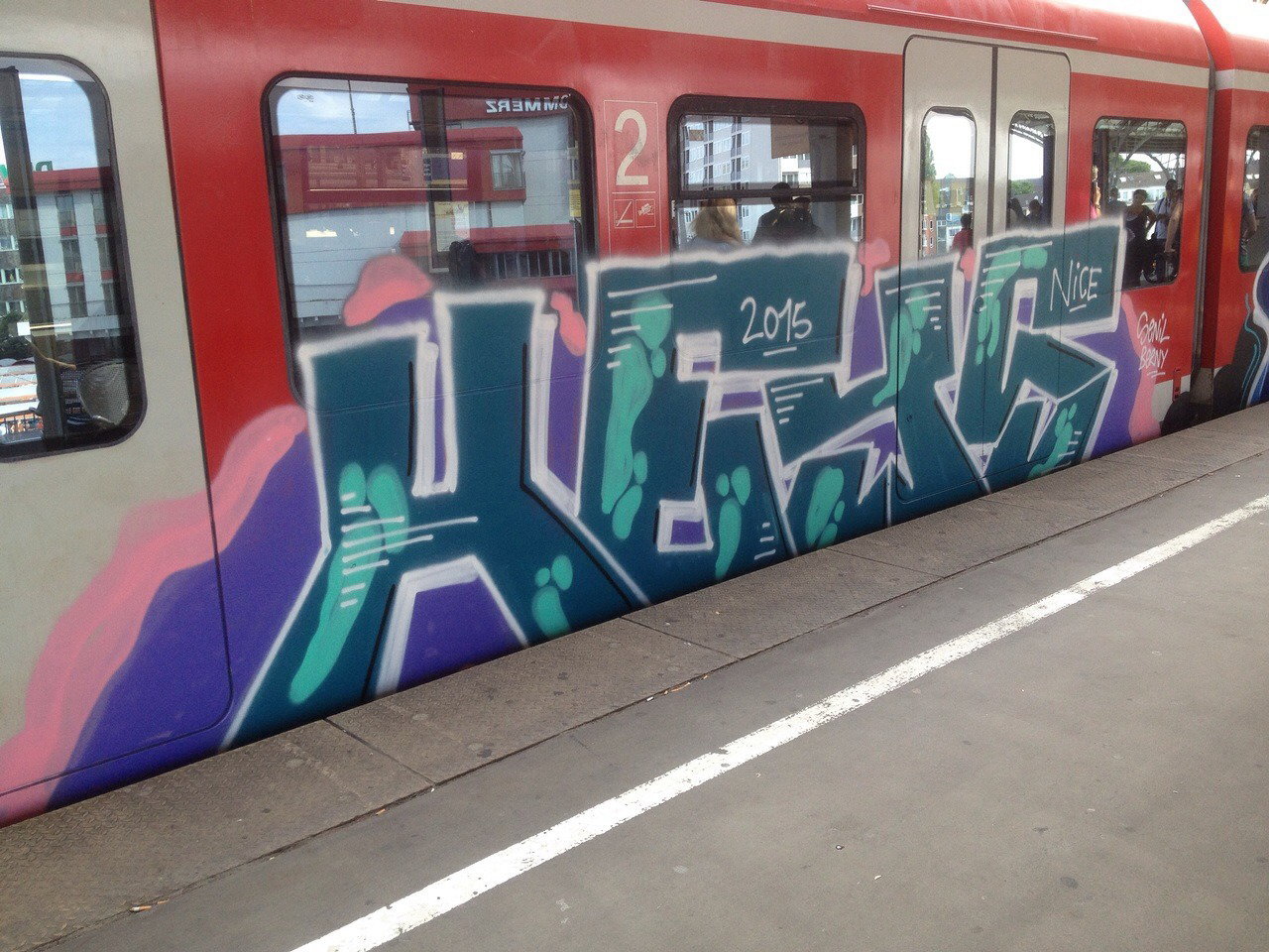 Graffiti Train in Köln - Photo by Spie23 - heys, nice, nc (2015)