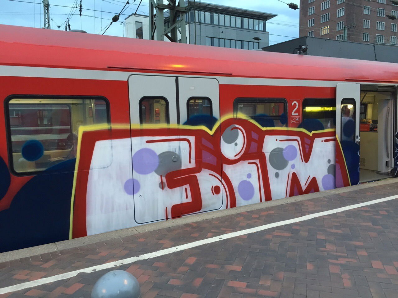 Graffiti Train in Köln - Photo by Spie23 - foim, st6, steelteam6 (2015)