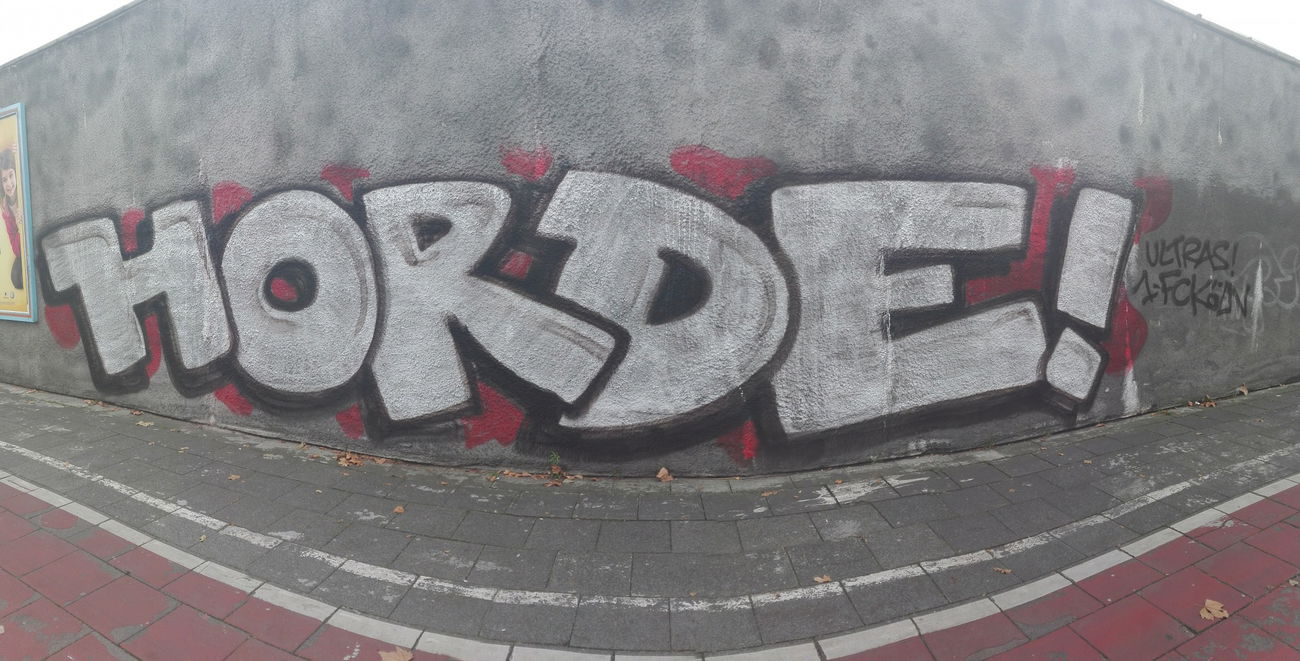 Graffiti Bombing in Köln - Photo by Spie23 - wilde, horde, wh (2015)