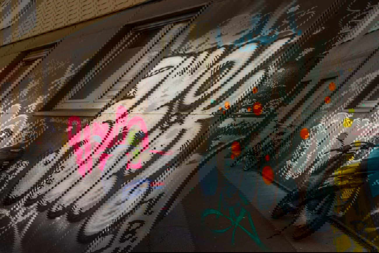 Graffiti Bombing in Köln - Photo by Spie23 - retro, zwik, imr (2014)