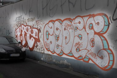 Graffiti Bombing in Köln - Photo by Spie23 - 1.fc, horde, sek.sv (2009)