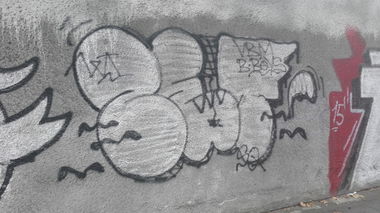Graffiti Bombing in Köln - Photo by Spie23 - zet, vbm, sq