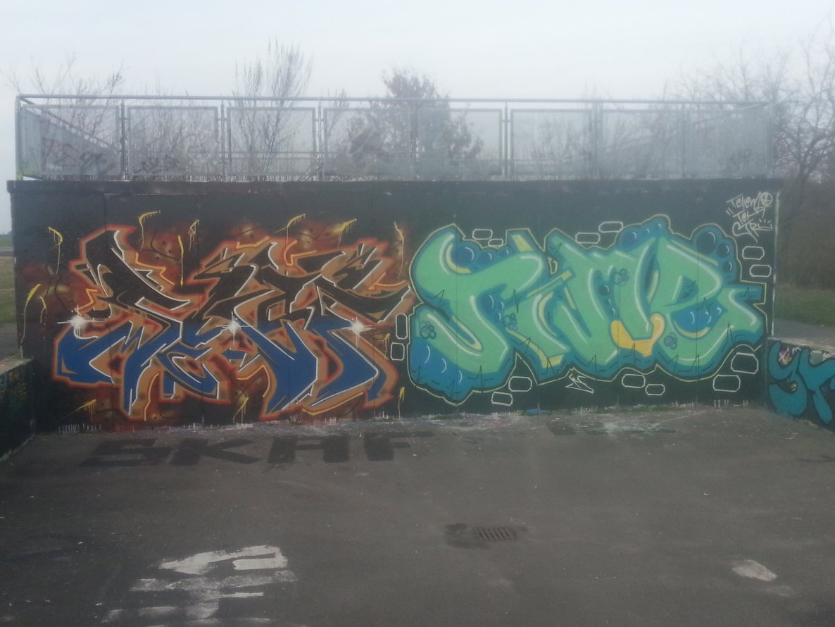 Graffiti Wall - Photo by Spitarone - spit, skaf, wolfen (2k14)