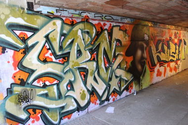 Graffiti Wall in Landkreis Marburg-Biedenkopf - Photo by Splash - styles, representing, marburg