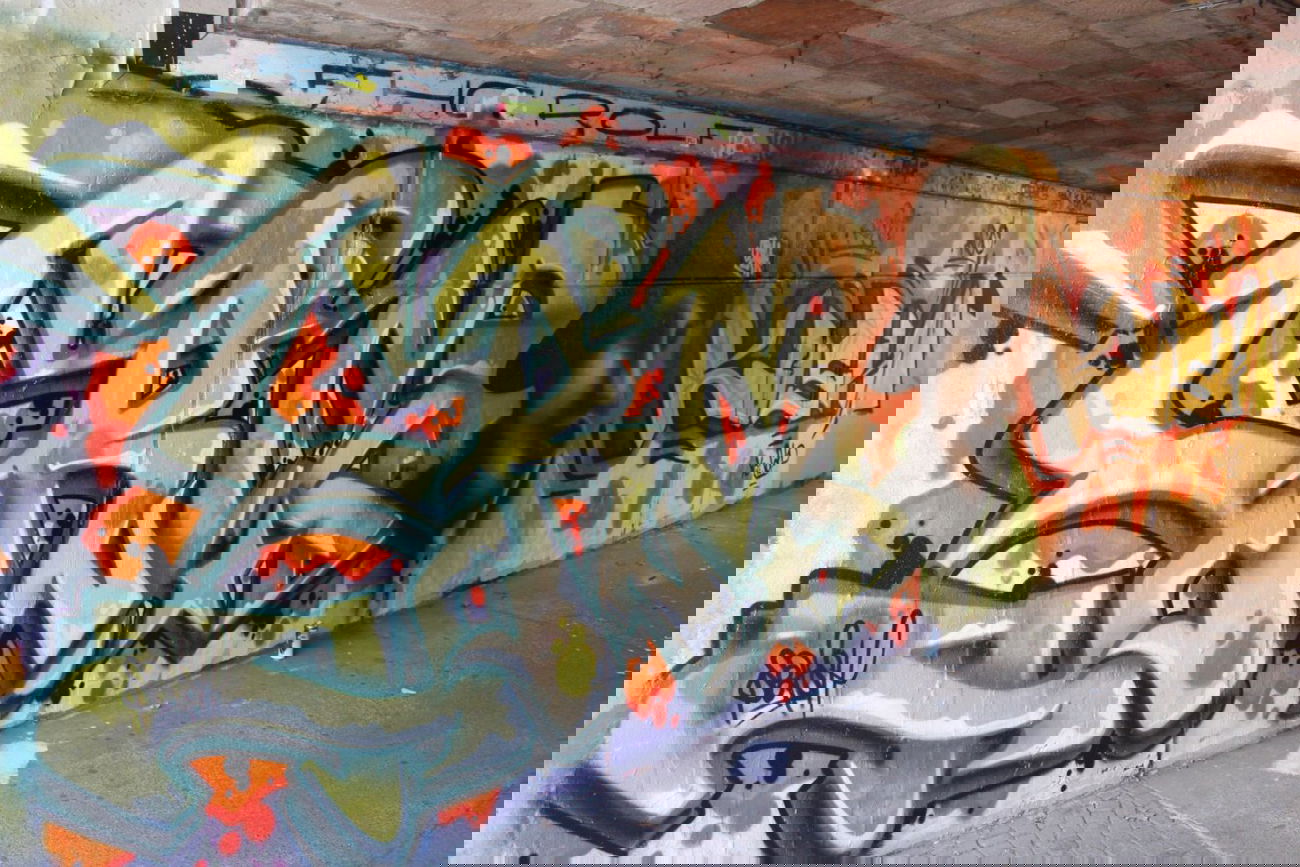 Graffiti Wall in Landkreis Marburg-Biedenkopf - Photo by Splash - styles, representing, marburg