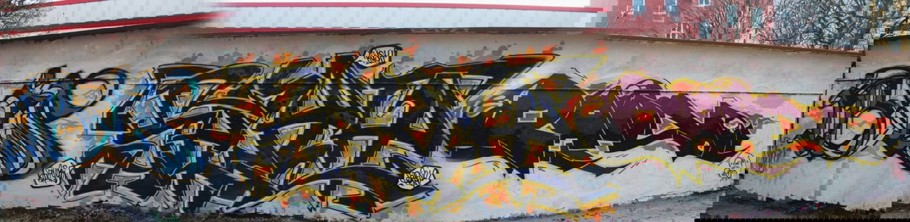 Graffiti Wall in Berlin - Photo by Splash - splash, srm, rto