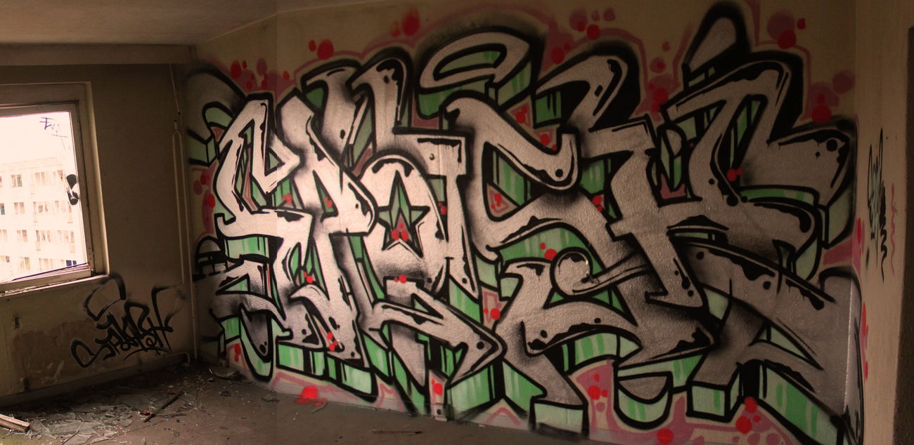 Graffiti Wall - Photo by Splash - splash, srm, srmcrew