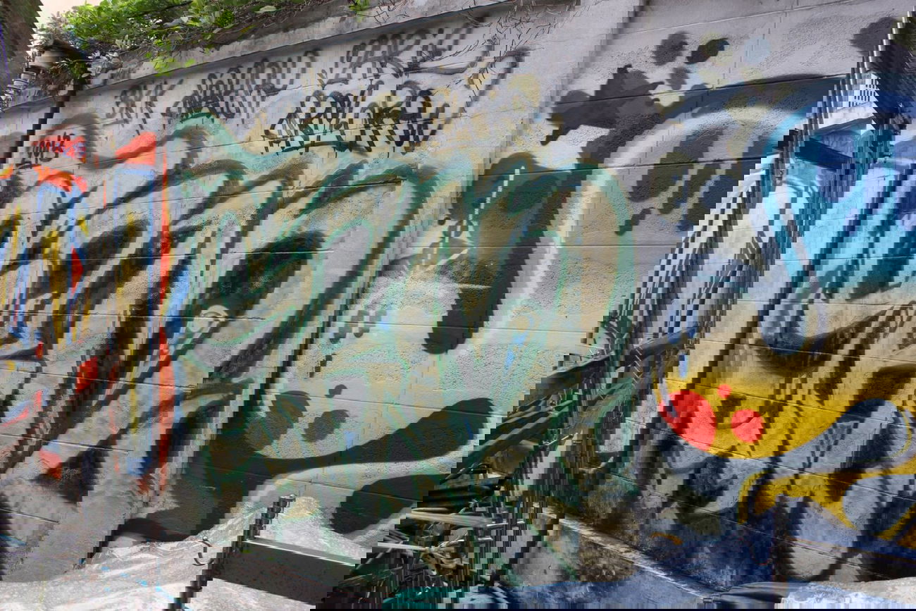 Graffiti Bombing in Bangkok - Photo by Splash - srm, srm, crew