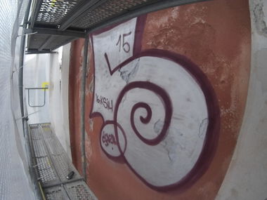 Graffiti Bombing - Photo by Splerundo1 - spler, sp, graffiti