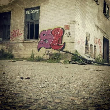 Graffiti Wall - Photo by Splerundo1 - spler, sp, graffiti