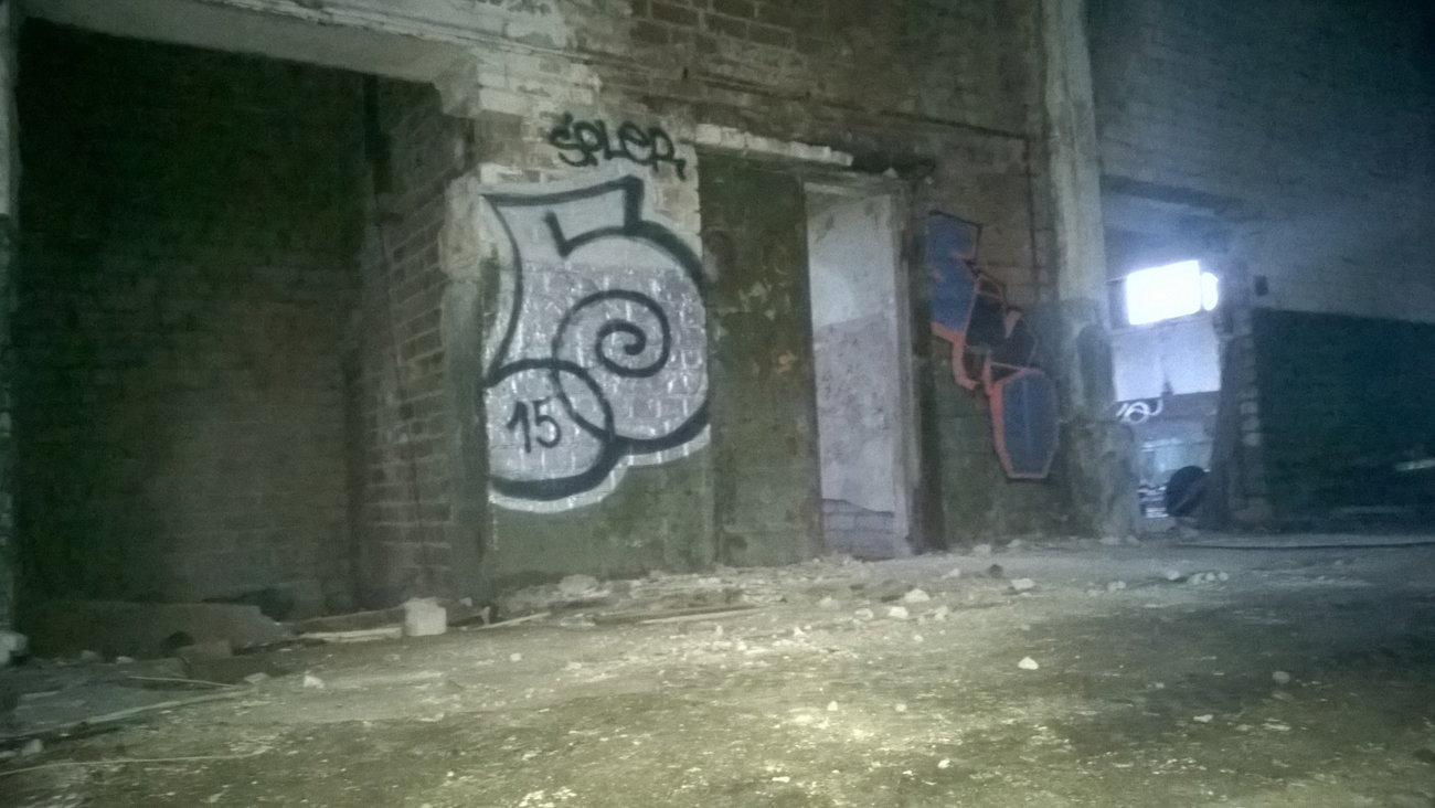 Graffiti Wall - Photo by Splerundo1 - spler, sp, graffiti