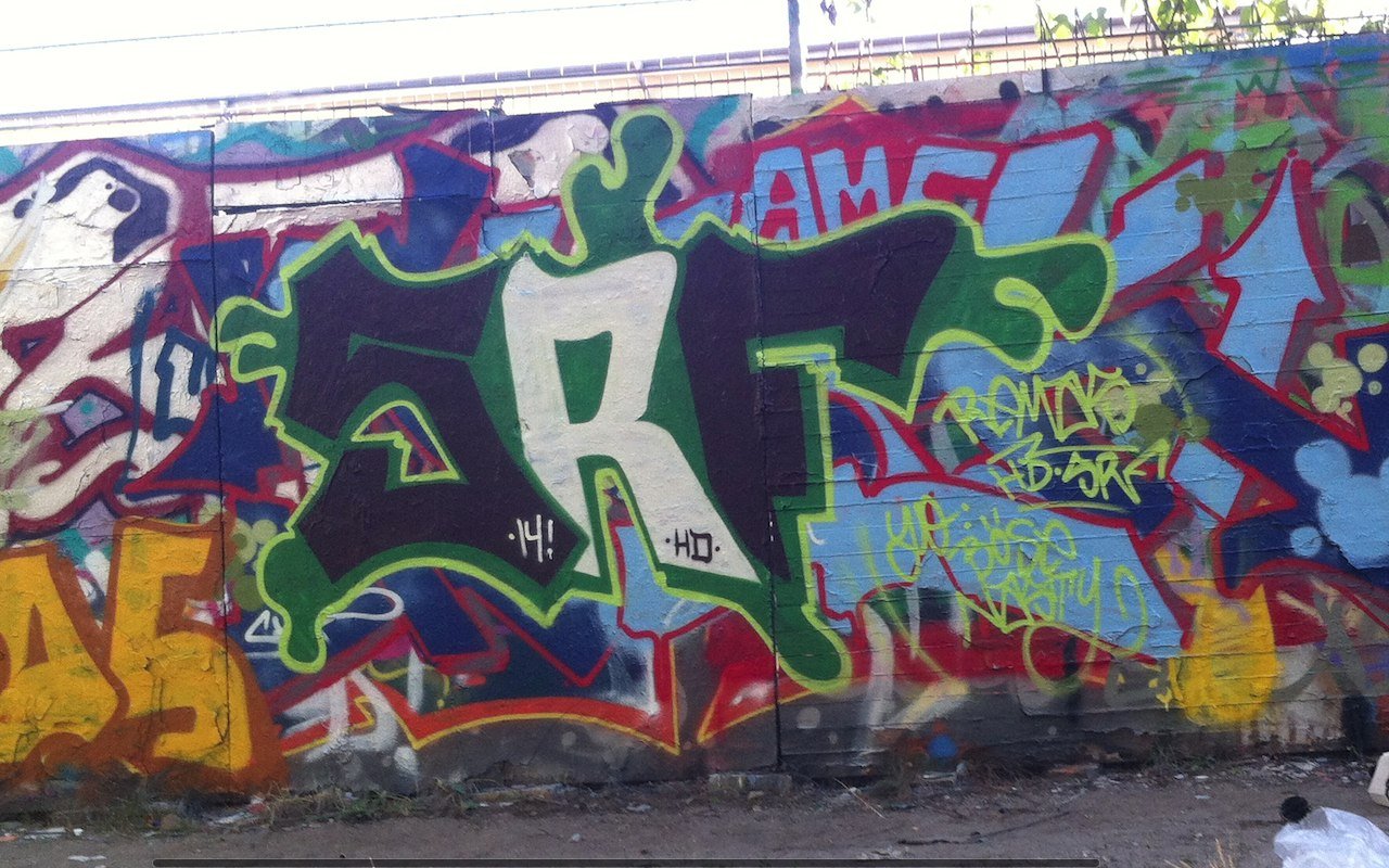 Graffiti Bombing - Photo by SpoRtsFreund - SRF