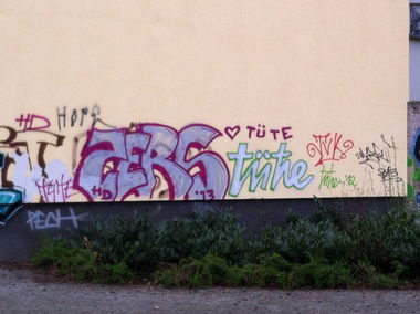 Graffiti Bombing - Photo by SpoRtsFreund - Zers, HD