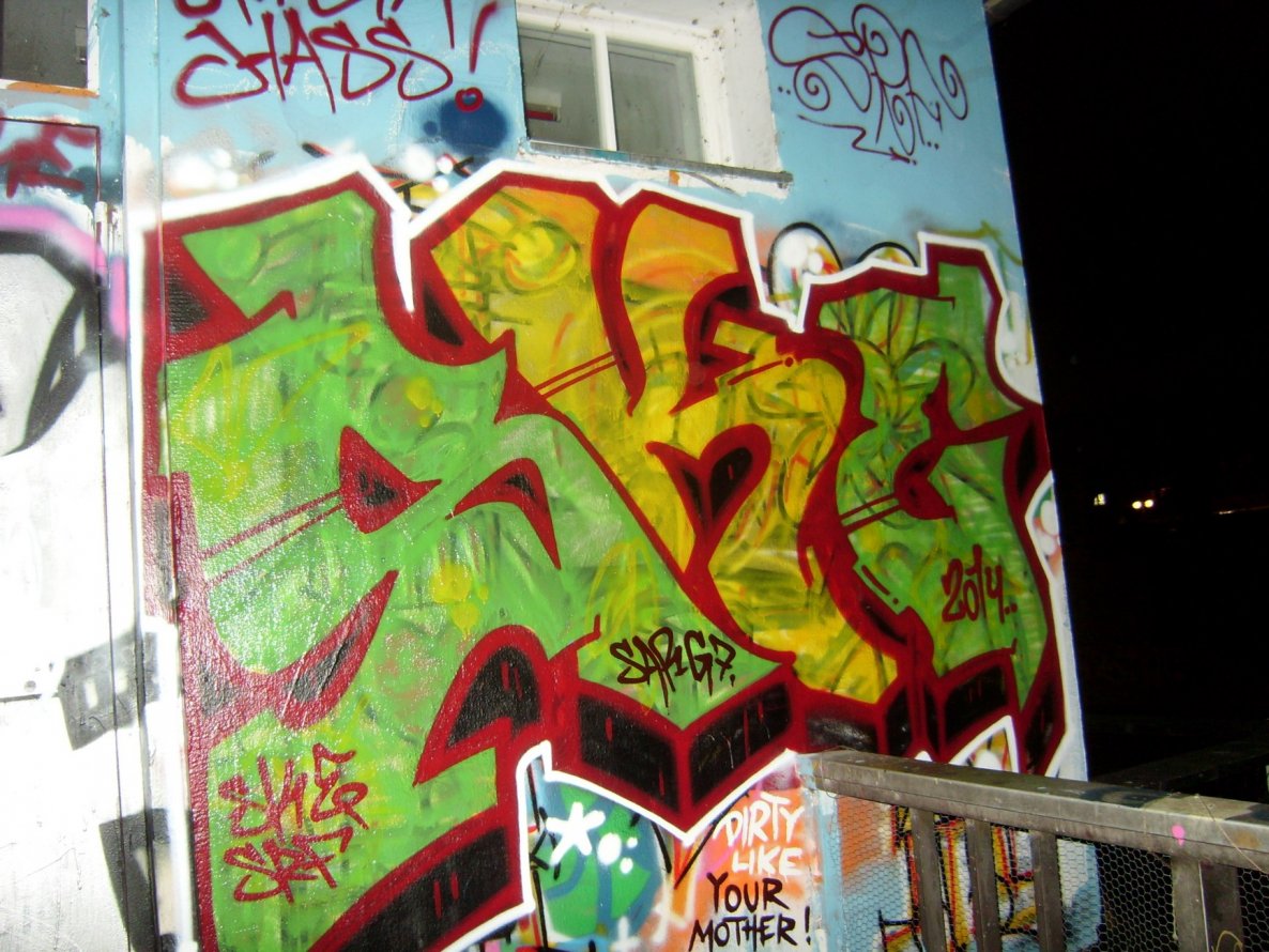 Graffiti Bombing - Photo by SpoRtsFreund - SKE