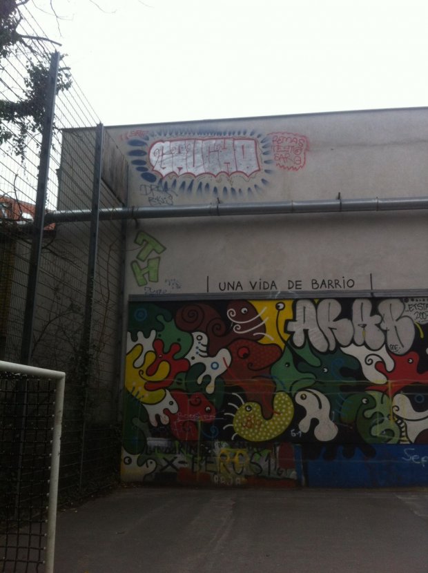 Graffiti Bombing - Photo by SpoRtsFreund - Gaucho, SRF